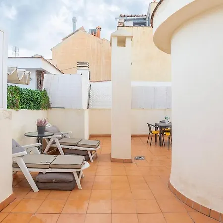 Chic Penthouse With Large Rooftop Malaga